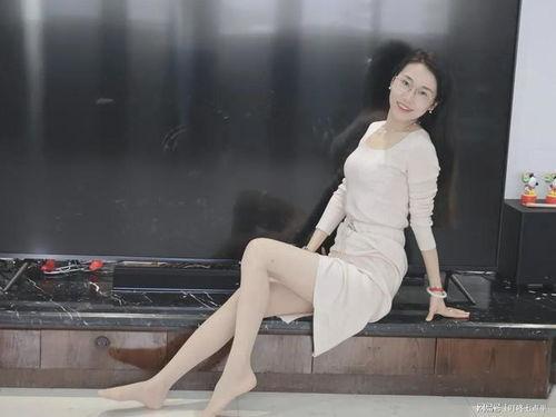 丝袜英语老师全文阅读,一场跨越国界的师生情缘