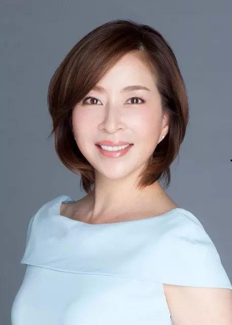 日本熟女 丽奈,优雅岁月，魅力依旧