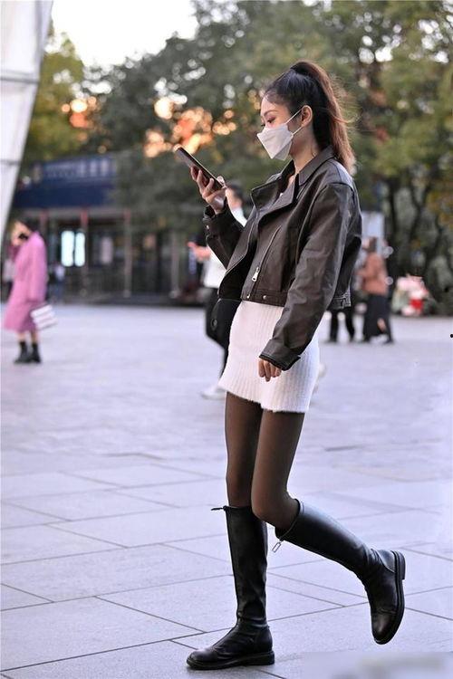 黑丝袜长靴美女,探寻美女生机勃勃的秘密